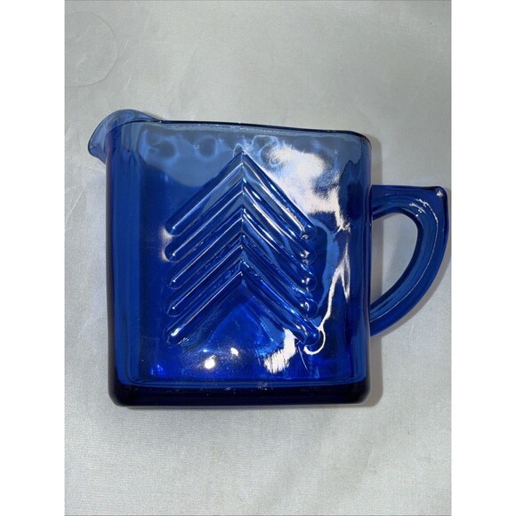 Vintage Hazel Atlas Depression Glass Cobalt Blue 12 oz. Chevron Creamer MCM 6" - Picture 6 of 10